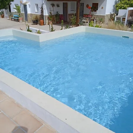 بيت للعطل Calma Home, Pool & Bbq خافييا